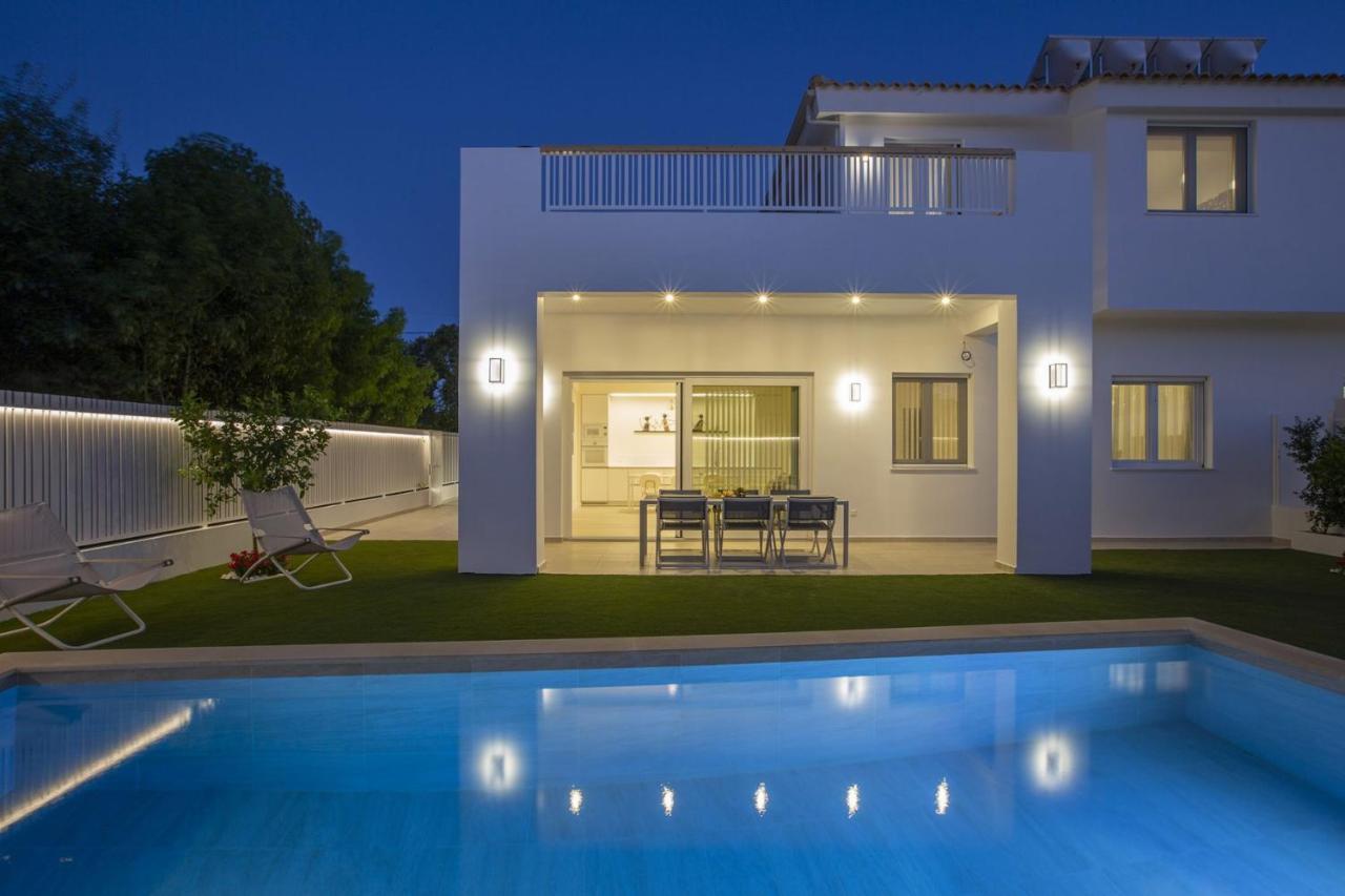 The Quad Luxury Villas Ligia Eksteriør billede